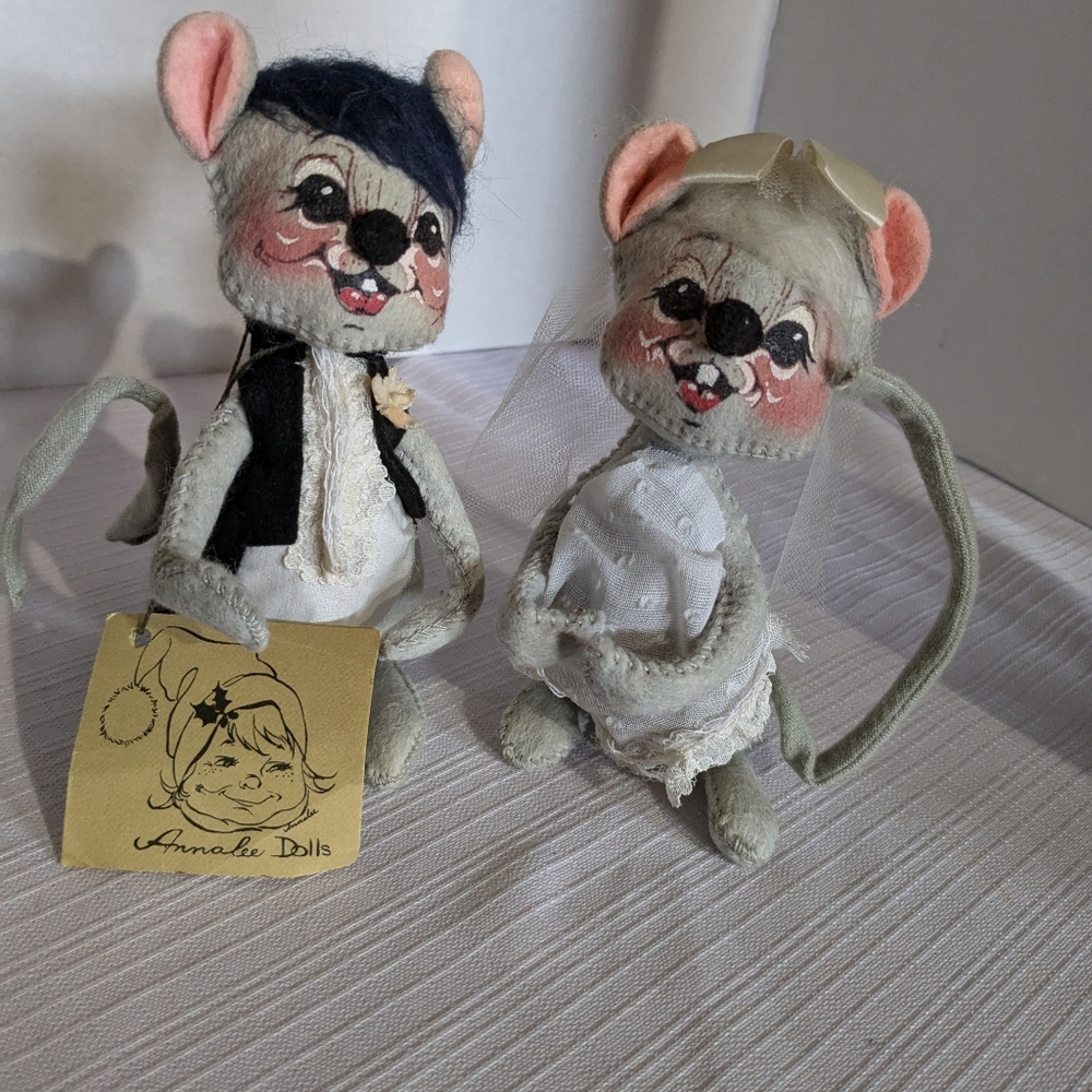 VTG AnnaLee dolls mice bride and groom couple wedding mouse